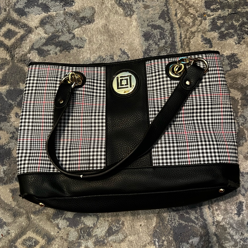 Liz Claiborne purse